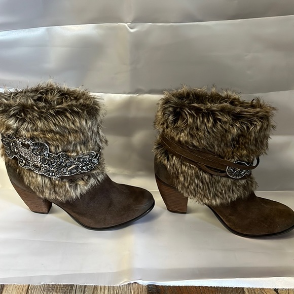 naughty monkey Shoes - Naughty monkey booties size 10